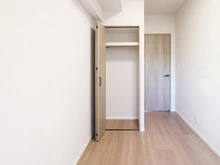 【埼玉県/三郷市さつき平】パークフィールドみさとテラウェスト5街区2号館 収納