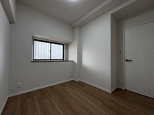 【埼玉県/吉川市中野】サンライフ吉川 サービスルーム（納戸）