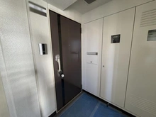 【千葉県/松戸市新松戸】新松戸サンライトパストラル六番街C棟 玄関