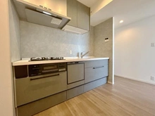 【千葉県/八千代市緑が丘】カムザ・スクエア八千代緑が丘タワーズ キッチン