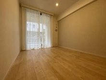 【東京都/葛飾区金町】ヒルズ金町 洋室：リビング脇：約5.7帖