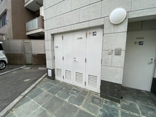 【千葉県/船橋市駿河台】ミオカステーロ東船橋 共用部：ゴミ置き場