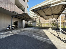 【千葉県/船橋市北本町】プラウド船橋二街区 バイク置き場