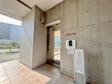 【千葉県/船橋市浜町】ワンダーベイシティSAZAN ガーデンウエスト アプローチ