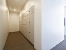 【千葉県/千葉市中央区中央港】グランスイートブルー ベイフロントタワー 宅配BOX
