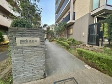 【千葉県/船橋市前原西】パークホームズ津田沼前原の丘 アプローチ