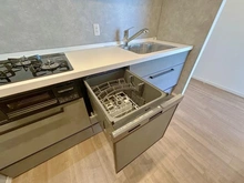 【千葉県/八千代市緑が丘】カムザ・スクエア八千代緑が丘タワーズ キッチン：食洗機