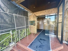 【千葉県/船橋市飯山満町】ライオンズマンション船橋飯山満台二番館 エントランス