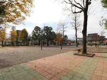 【神奈川県/川崎市中原区上小田中】ザ・クレストシティ センターコート 上小田中西公園（現地より約40m）