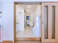 【東京都/江東区東陽】秀和第2東陽町レジデンス 洗面化粧台、トイレ：家具調度品は価格に含まれません