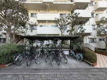 【東京都/江東区東砂】東砂三丁目ハイツ 6号棟 駐輪場