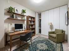 【東京都/江東区南砂】リビオシティ南砂町ステーションサイト 洋室：右奥収納：ウゴクロ