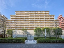 【東京都/江東区南砂】ライオンズマンション東陽町第3 外観：正面中央の建物