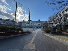 【東京都/江東区大島】イーストパークス大島サザンスクエア 第四大島小学校（現地より約290m）：徒歩約4分