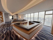 【東京都/中央区晴海】HARUMI FLAG SUN VILLAGE T棟  共用施設：スカイラウンジ　ブックコーナー