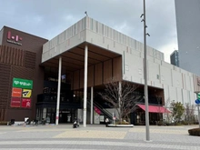 【東京都/中央区晴海】HARUMI FLAG SUN VILLAGE T棟  ららテラス　HARUMI　FLAＧ（現地より約70m）：徒歩1分