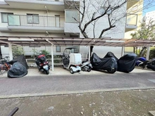 【東京都/江東区北砂】コープ野村大島1号棟 バイク置き場