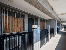 【東京都/江東区塩浜】コスモ木場キャナルブリーズ ポーチ