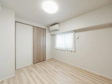 【東京都/江戸川区東瑞江】プレディア瑞江 サービスルーム（納戸）