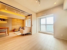 【東京都/江東区南砂】ライオンズマンション東陽町第3 洋室：約7.1帖
左手奥：リビング
