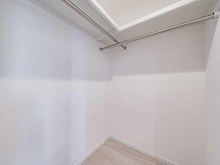 【東京都/豊島区池袋本町】プラウドシティ池袋本町 ウォークインクローゼット