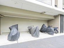 【東京都/板橋区加賀】アトラス加賀 共用部：バイク置場