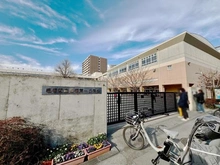 【東京都/板橋区氷川町】サンクレイドル板橋区役所前 板橋第一小学校（現地より約321m）