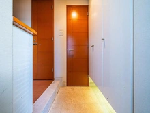 【東京都/豊島区千早】ヒルズ千早町 玄関