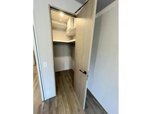 【神奈川県/川崎市中原区木月】プラウド元住吉ウエスト 収納：ウォークインクローゼット