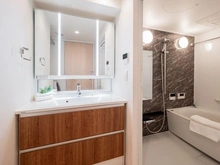 【埼玉県/さいたま市大宮区吉敷町】THE　OMIYA　TOWERS 洗面所