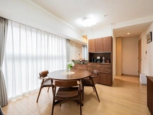 【埼玉県/さいたま市大宮区吉敷町】THE　OMIYA　TOWERS リビング