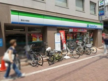 【東京都/大田区南雪谷】ドレッセ南雪谷 ファミリーマート 雪谷大塚店（現地より約330m）