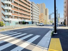 【東京都/葛飾区青戸】青戸パーク・ホームズ 前面道路