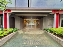 【東京都/文京区本駒込】シティウインズ本駒込 エントランス