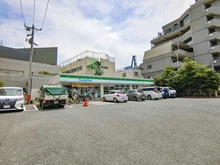 【東京都/板橋区小豆沢】小豆沢パーク・ホームズ ファミリーマート 小豆沢一丁目店（現地より約30m）：