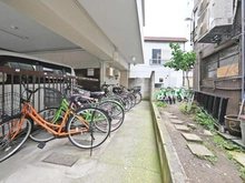 【東京都/板橋区本町】サンライフ本町 駐輪場