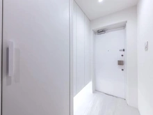 【東京都/新宿区新小川町】アトラス江戸川アパートメント 玄関