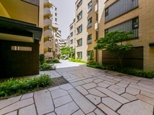 【東京都/新宿区新小川町】アトラス江戸川アパートメント 共用部