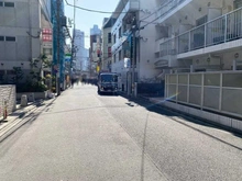 【神奈川県/川崎市中原区新丸子町】メインステージ新丸子駅前 前面道路