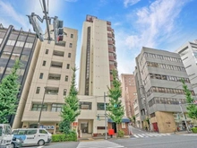 【東京都/文京区湯島】マンション岡 外観：写真中央