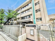 【東京都/板橋区板橋】リビオタワー板橋 板橋区立板橋第四小学校（現地より約557m）