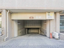 【東京都/板橋区板橋】グレイス板橋 駐車場：入口