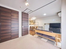 【東京都/三鷹市下連雀】プラウドシティ吉祥寺 H棟 洋室：奥：LDK