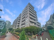 【東京都/豊島区西池袋】オーベル池袋立教通り 外観：大規模修繕工事中