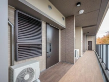 【東京都/板橋区小茂根】プラウドシティ小竹向原 グランドコート 玄関前：アルコープ