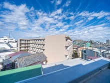【東京都/板橋区前野町】ライオンズときわ台レジデンス 眺望：ルーフバルコニーから北西側を撮影