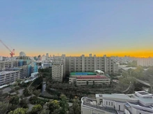 【東京都/板橋区加賀】プラウドシティ加賀学園通り 眺望：バルコニー南西側から夕方に撮影(ズームなし)