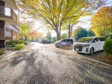 【東京都/西東京市ひばりが丘】フォレストレイクひばりヶ丘 H棟 駐車場