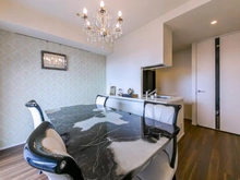 【東京都/渋谷区渋谷】ザ・パークハウス渋谷美竹 ダイニングキッチン