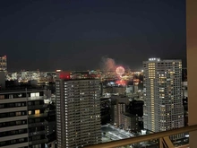 【東京都/港区港南】コスモポリス品川 眺望：ズーム無・お台場レインボー花火を望みます(天候による)